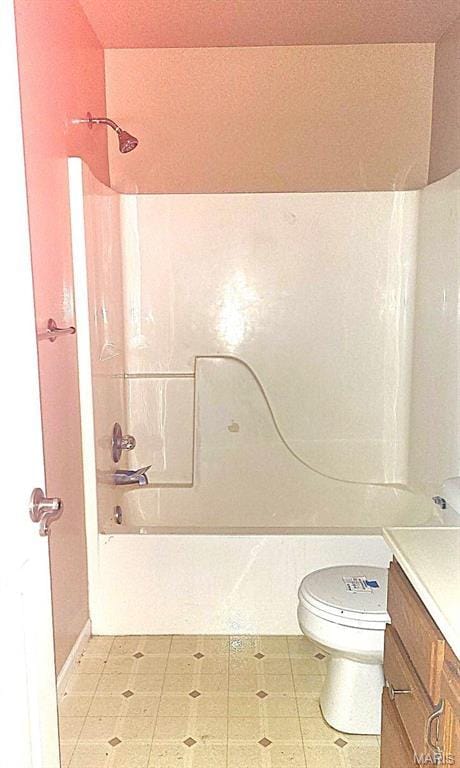 701 Deerfield Ct, Union, MO 63084 - bathroom featuring tub / shower combination, toilet, and vanity