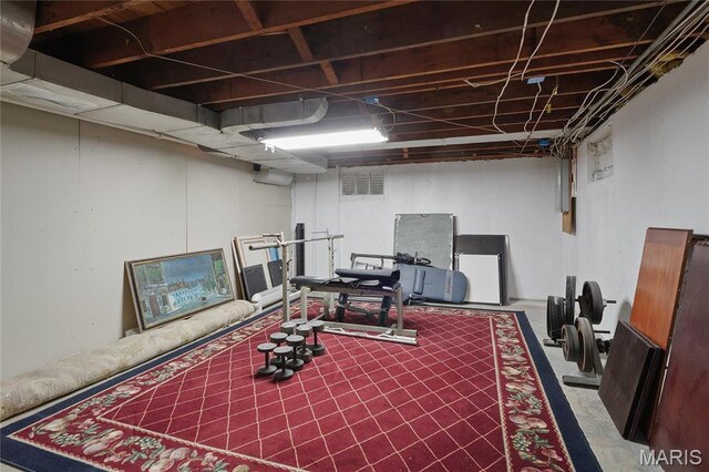 827 Yosemite Dr, Saint Louis, MO 63122 - view of workout area