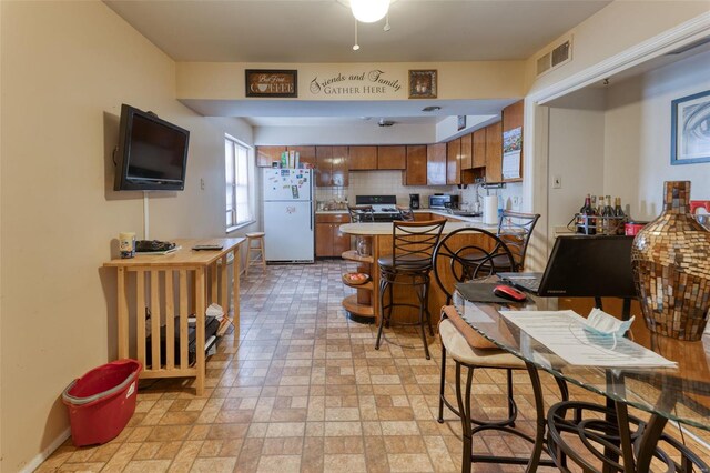 7249 Pasadena Blvd, Pasadena Hills, MO 63121 - photo 5