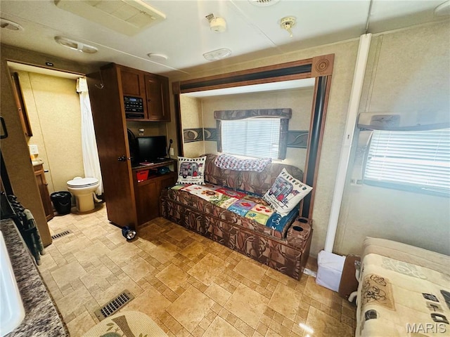 8875 Victoria Ln, French Village, MO 63036 - photo 3
