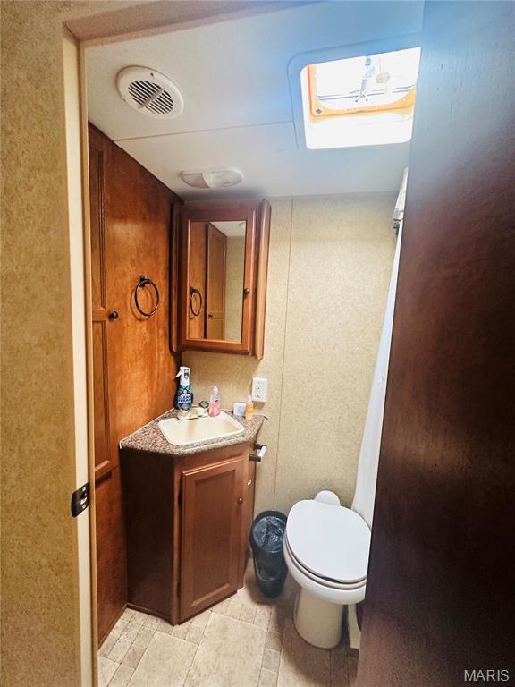8875 Victoria Ln, French Village, MO 63036 - photo 5