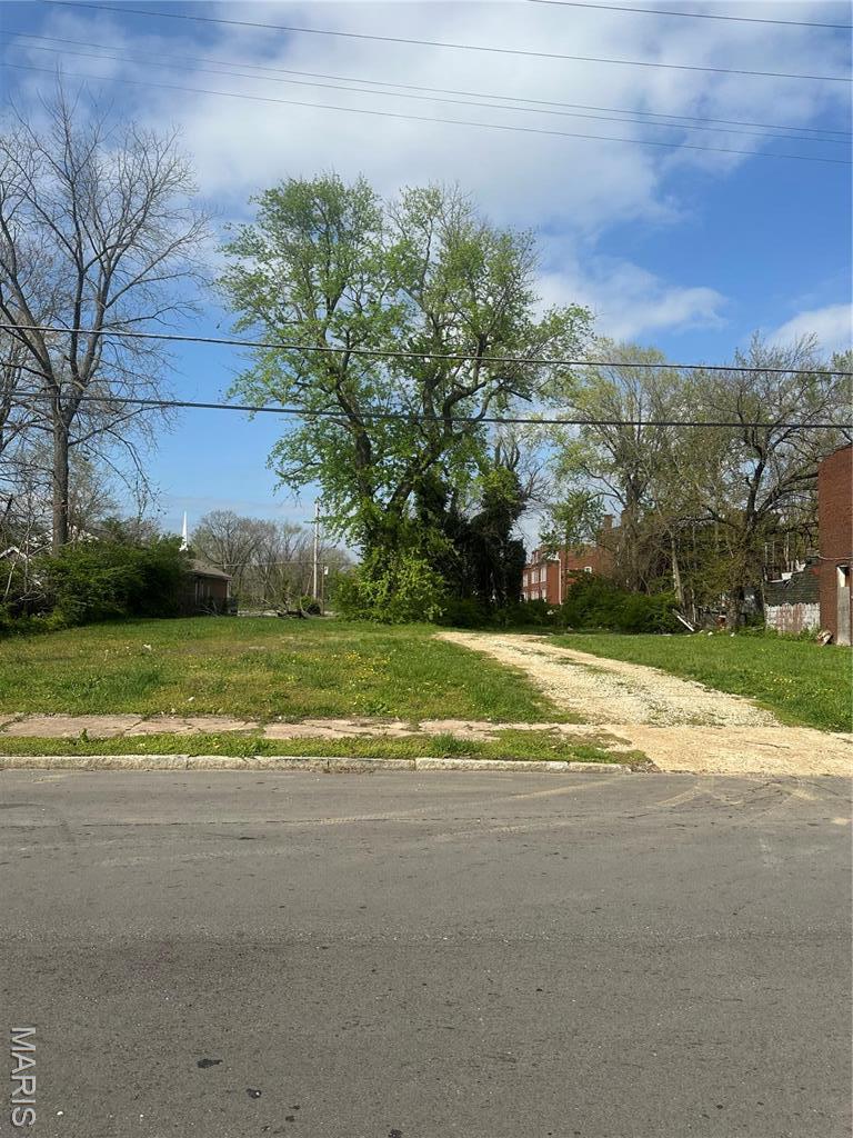 3937 Lee Ave, Saint Louis, MO 63107