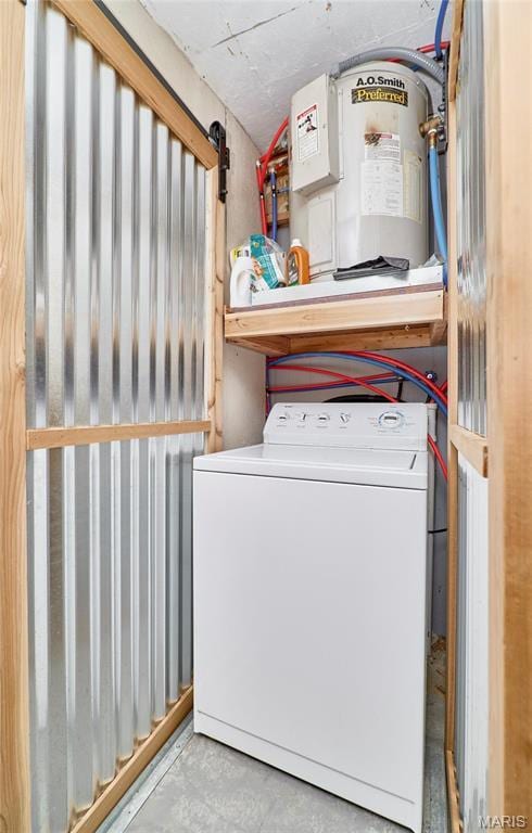 laundry room featuring washer / dryer
