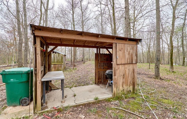 view of outdoor structure