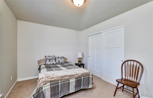 440 Winchester Way, Winfield, MO 63389 - carpeted bedroom featuring baseboards and a closet
