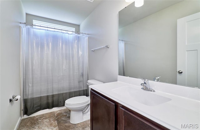 440 Winchester Way, Winfield, MO 63389 - full bath with vanity and shower / bath combo with shower curtain