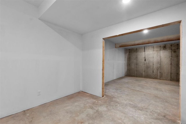 16 Creekside Way, Cape Girardeau, MO 63701 - unfinished basement featuring recessed lighting