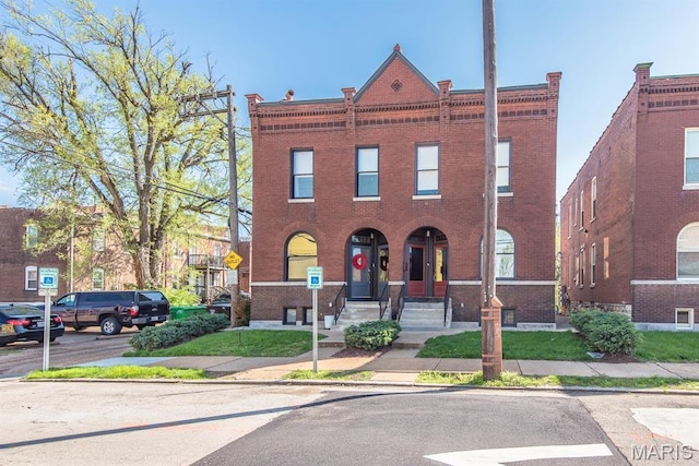 2712 Potomac St, Saint Louis, MO 63118 - view of property featuring brick siding