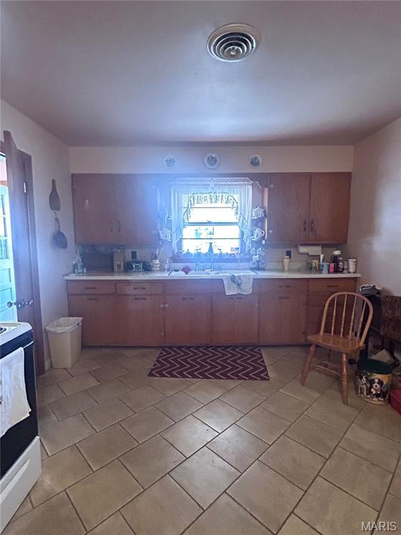 298 Mcleod St, Cuba, MO 65453 - photo 9