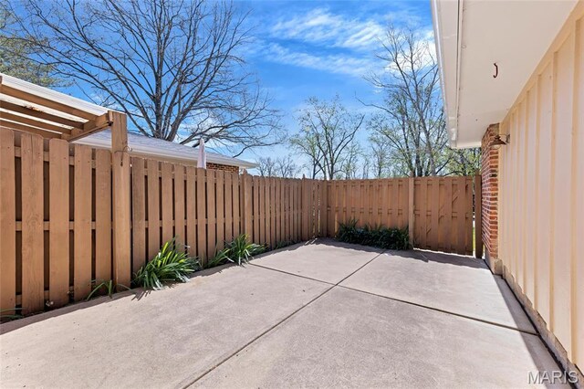 13355 Land O Woods Dr, Saint Louis, MO 63141 - view of patio featuring a fenced backyard