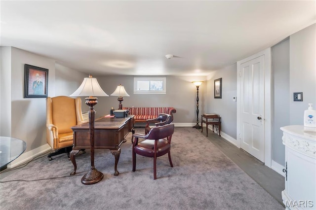 876 W State St W, Jacksonville, IL 62650 - office space with baseboards