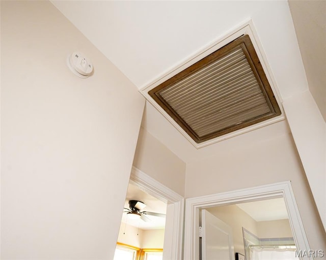 2917 Grand Ave, Granite City, IL 62040 - detailed view of a smoke detector and a ceiling fan
