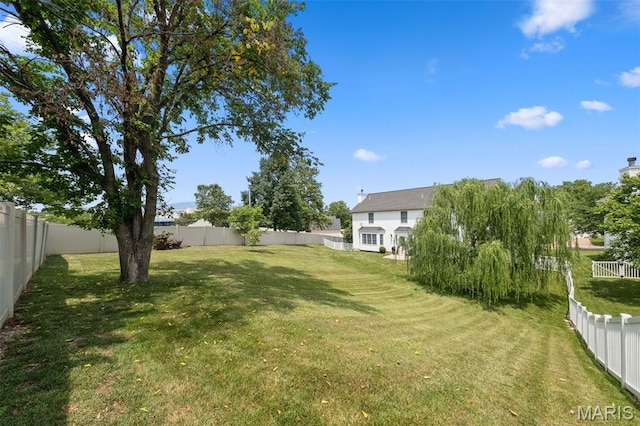 11 Country Crossing Estates Dr, Saint Peters, MO 63376 - view of fenced backyard