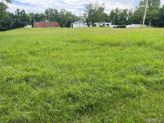 2550 Pond Rd, Grover, MO 63040