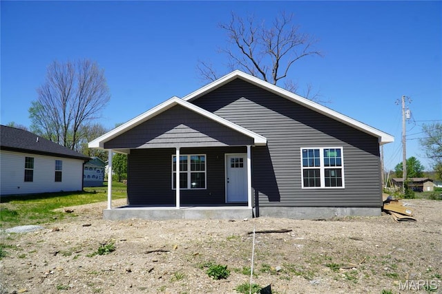 791 Main St, Lebanon, MO 65536 - view of front of house featuring a porch