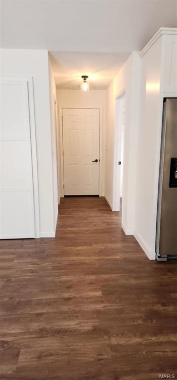 622 Scottsvale Dr, Rolla, MO 65401 - hall with baseboards and dark wood-style floors