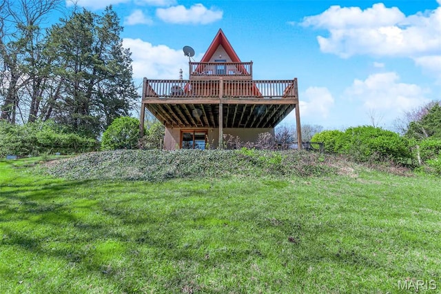 10518 Lakeview Circle Dr, Marthasville, MO 63357 - surrounding community featuring a deck and a lawn