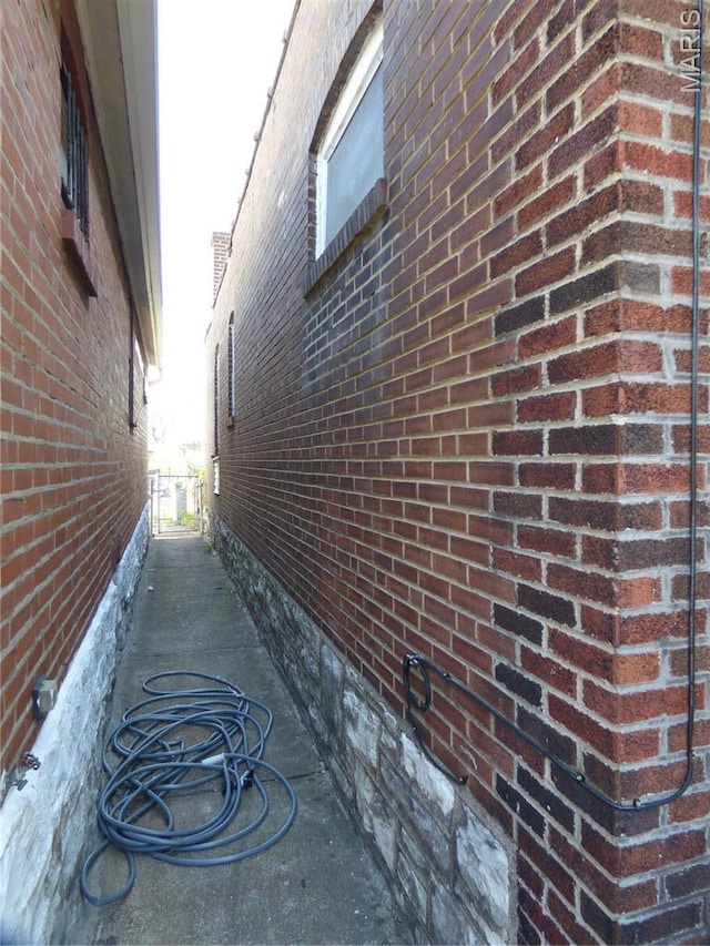 5086 Arlington Ave, Saint Louis, MO 63120 - view of home's exterior with brick siding