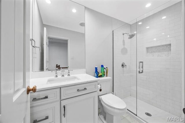 1304 Brynnwood Dr, Saint Louis, MO 63124 - full bath featuring a stall shower, recessed lighting, toilet, and vanity