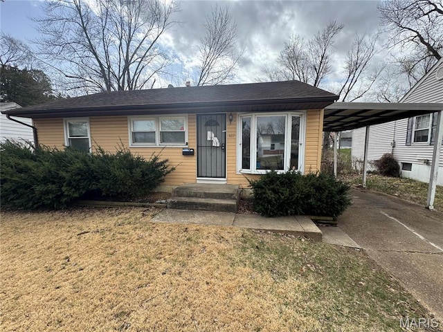 322 Caithness Rd, Saint Louis, MO 63137 - photo 1