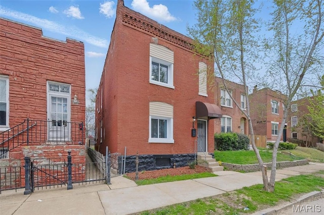 3231 Iowa Ave, Saint Louis, MO 63118 - photo 2