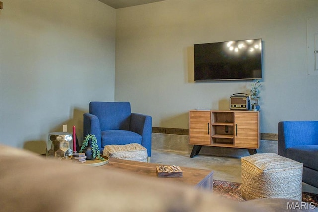 15227 County Road 1110, St James, MO 65559 - sitting room featuring baseboards