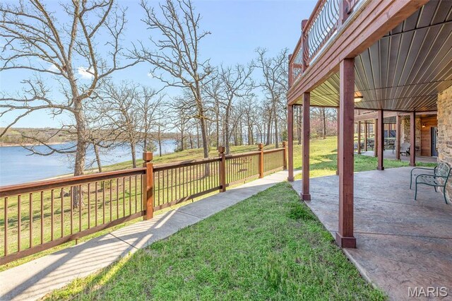 1318 Stormy Point Rd Unit 7, Branson, MO 65616 - view of green lawn with a water view