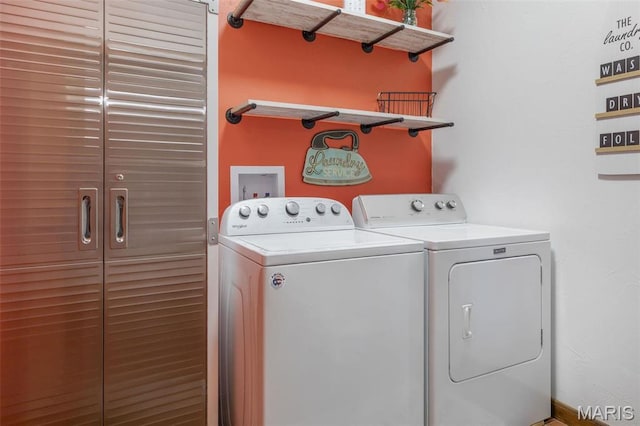 1318 Stormy Point Rd Unit 7, Branson, MO 65616 - washroom featuring washer and clothes dryer