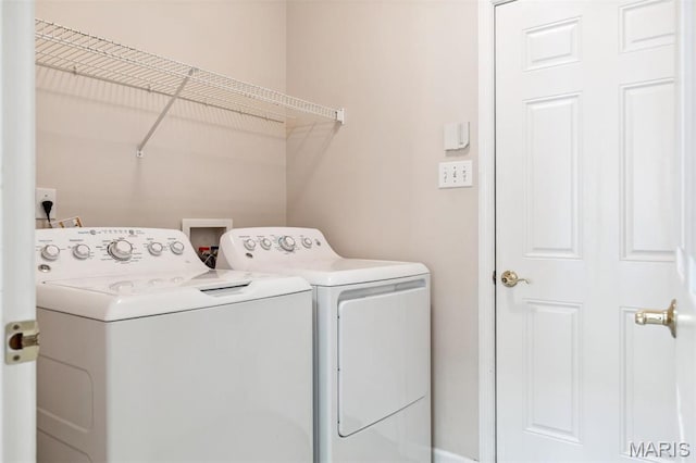 104 Eagle Cove Pl Unit 39B, Saint Charles, MO 63303 - washroom with washing machine and dryer