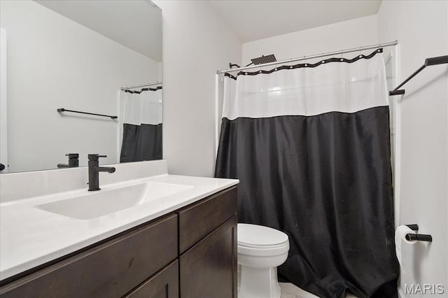 145 Pampano Ln, Saint Charles, MO 63301 - full bathroom featuring vanity, toilet, and a shower with curtain