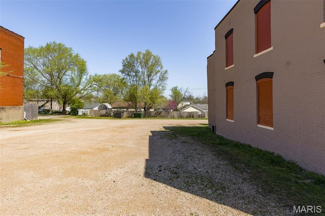 32 W School St, Bonne Terre, MO 63628 - view of yard
