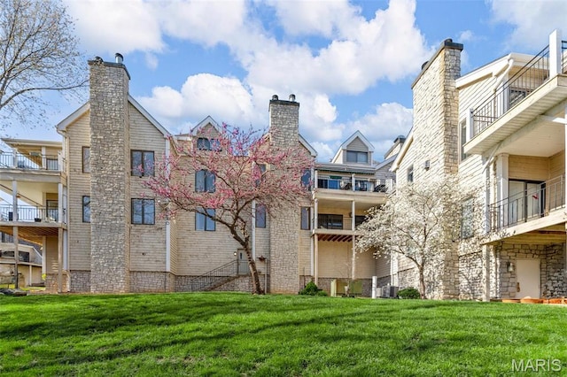 view of building exterior