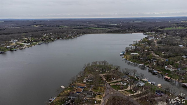 777 Squaw Rd, Cuba, MO 65453 - aerial overview of property's location with a large body of water and nearby suburban area