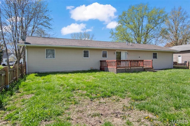 1112 N Illinois Ave, Litchfield, IL 62056 - back of house with a deck