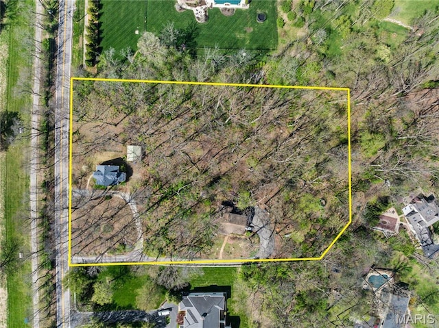 1536 S Mason Rd, Saint Louis, MO 63131 - aerial overview of property's location with property boundaries highlighted