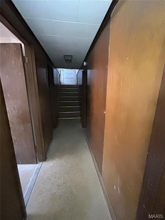 3757 Itaska St, Saint Louis, MO 63116 - corridor featuring stairway