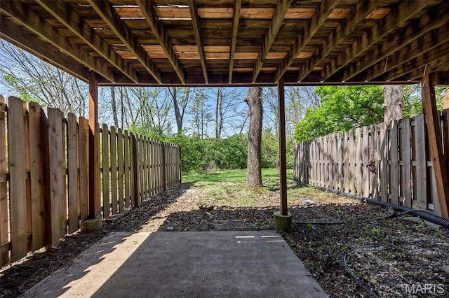 1747 Russet Valley Dr, Saint Louis, MO 63146 - fenced backyard with a patio area