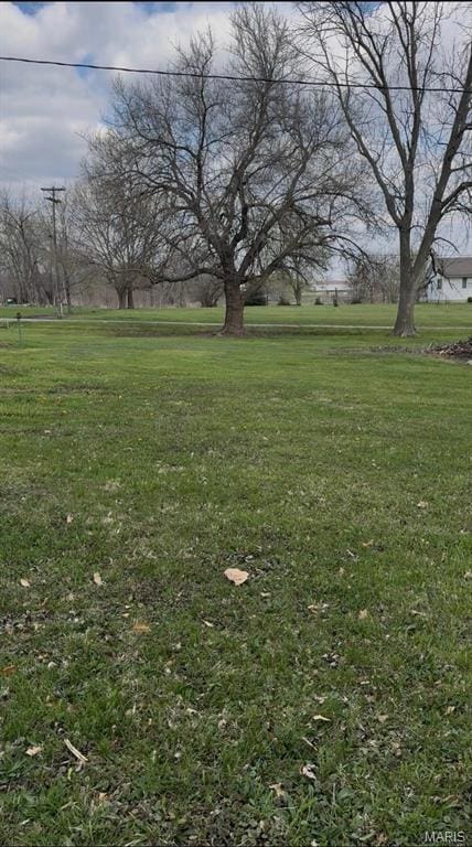 202 Congress St, La Belle, MO 63447
