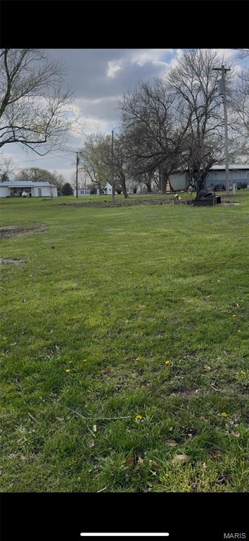 202 Congress St, La Belle, MO 63447