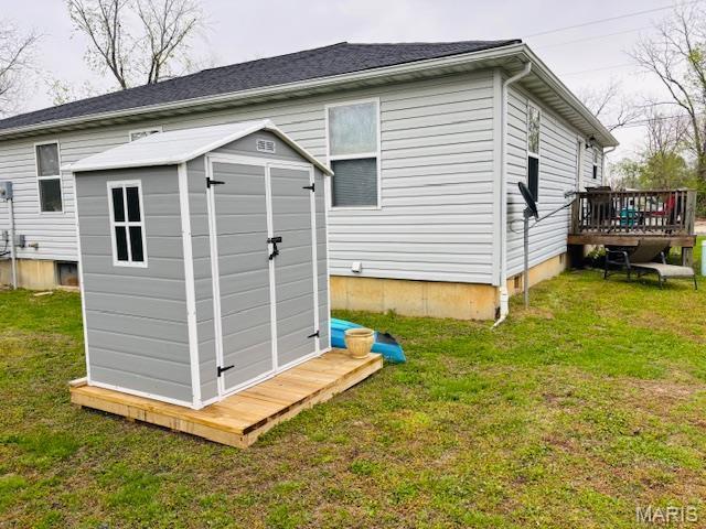 9 Mcleod St Unit A, Cuba, MO 65453 - view of shed