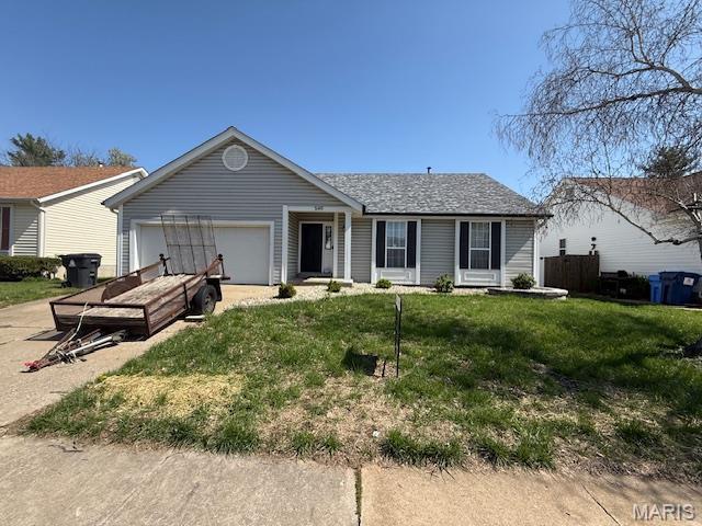 549 Rancho Ln, Florissant, MO 63031 - photo 1