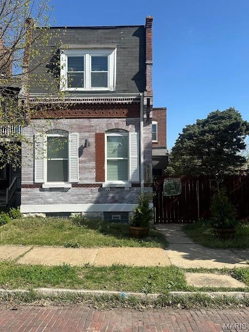 2913 Gasconade St, Saint Louis, MO 63118 - photo 1