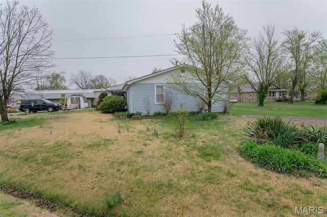 view of grassy yard