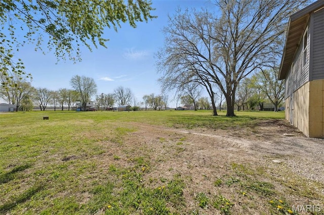 view of grassy yard