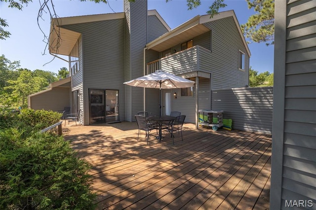 31 N Lionshead Dr, Innsbrook, MO 63390 - deck featuring outdoor dining space