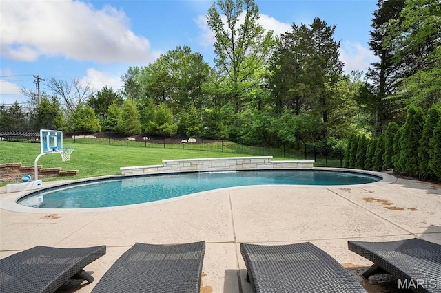13750 Stonemont Ct, Town And Country, MO 63131 - swimming pool featuring a patio