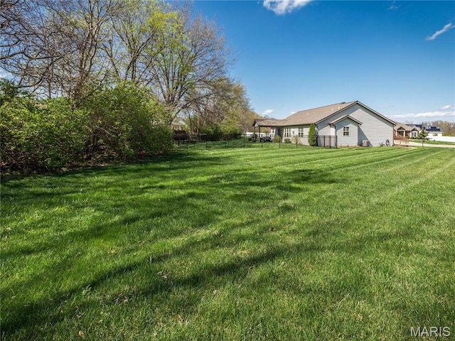 1500 Sagaponak Ln, Troy, IL 62294 - view of yard
