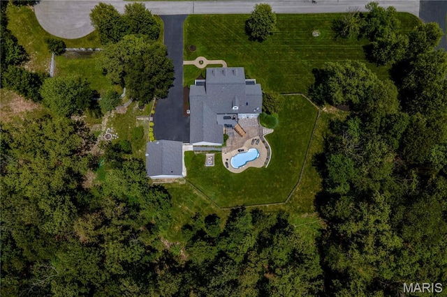 809 Star Ridge Ct, Defiance, MO 63341 - aerial view of property and surrounding area featuring a pool area