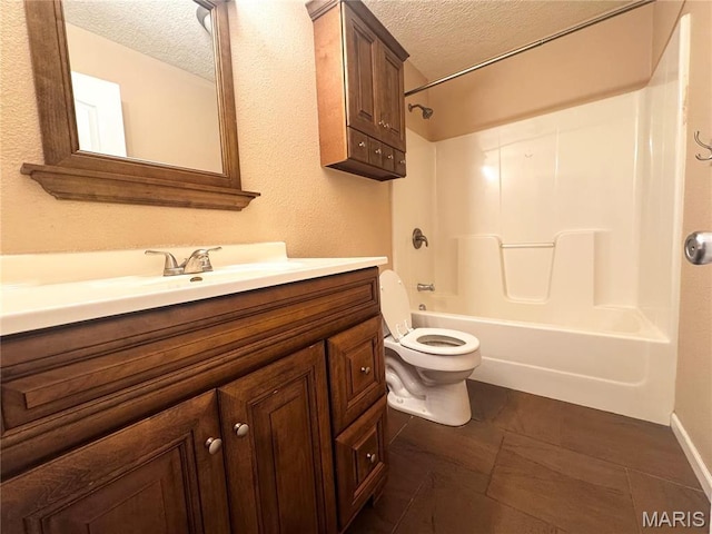 18410 Charity Dr, Dixon, MO 65459 - full bath with a textured ceiling, vanity, toilet, and bathing tub / shower combination