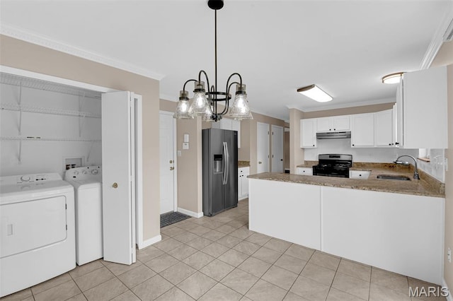 7 Park City Ct, Ofallon, MO 63368 - kitchen featuring stainless steel refrigerator with ice dispenser, gas range, a sink, washer and clothes dryer, and crown molding